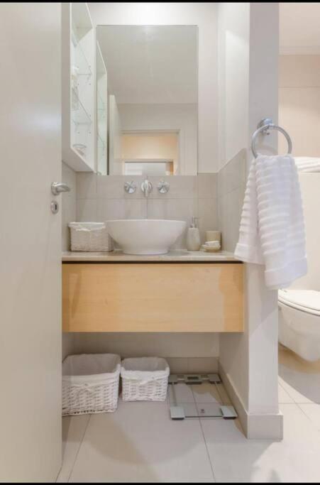 Apartment Heart Of Sandton *