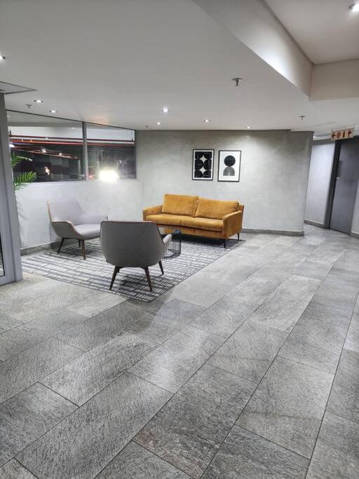 Heart Of Sandton Apartment
