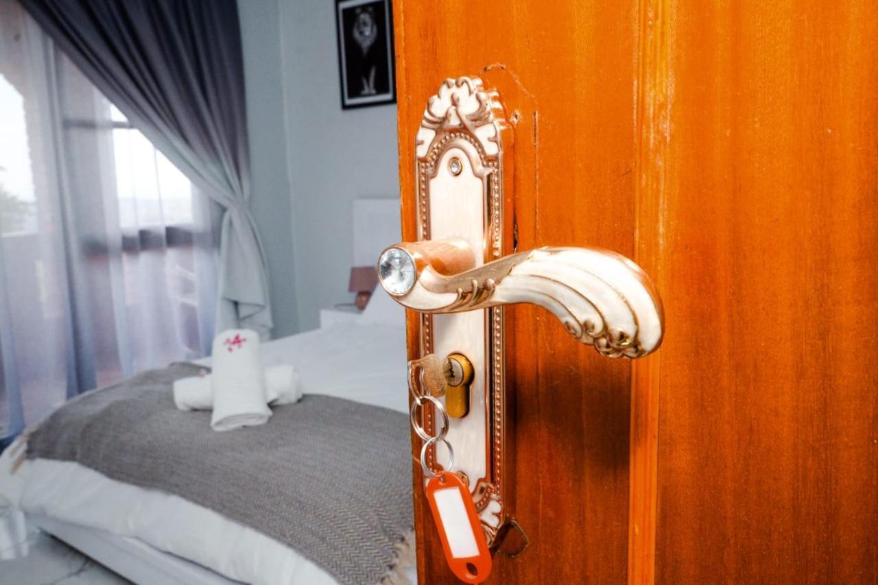 Bed & Breakfast Heri *