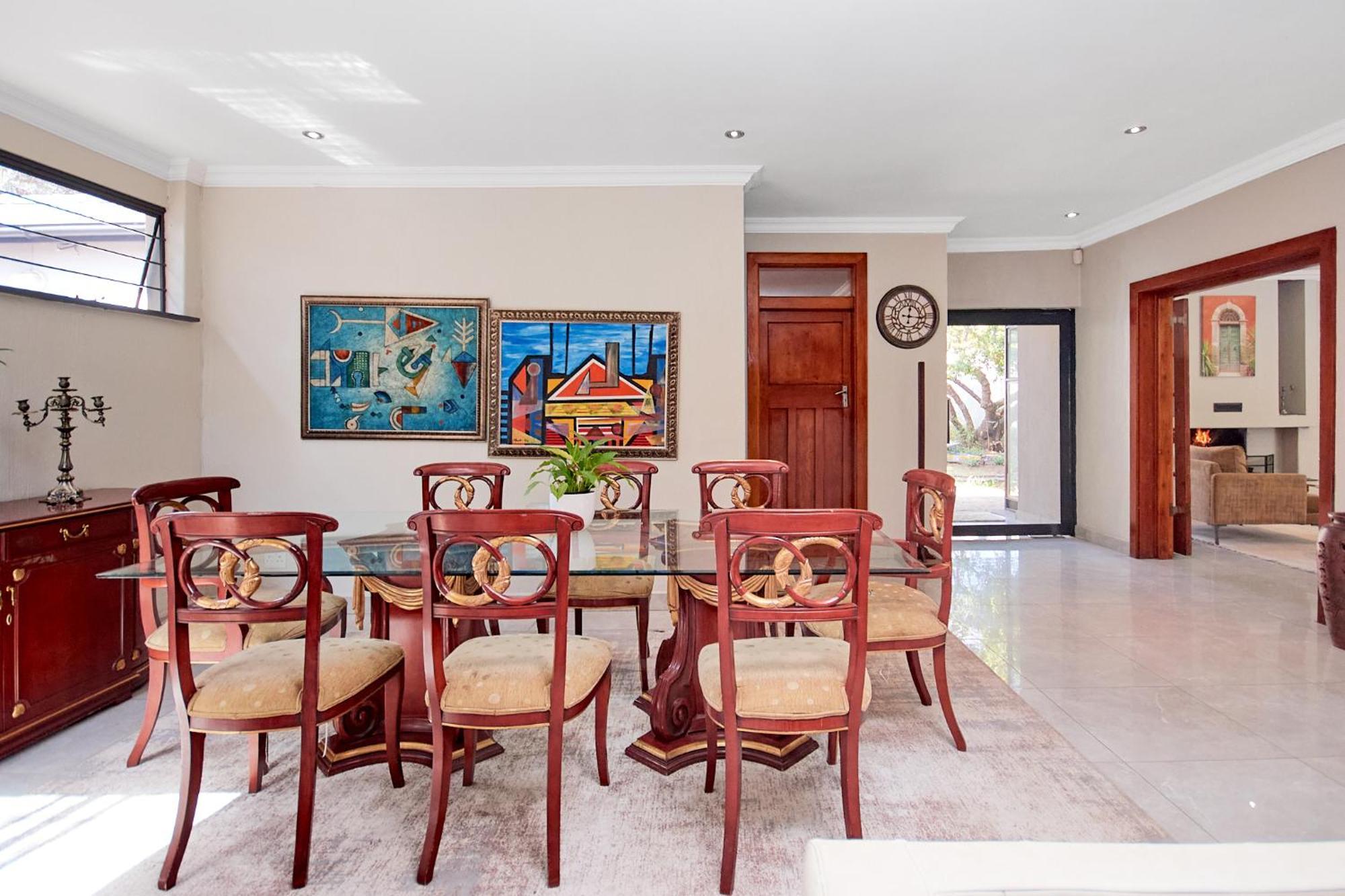 Villa The Stirling Johannesburg