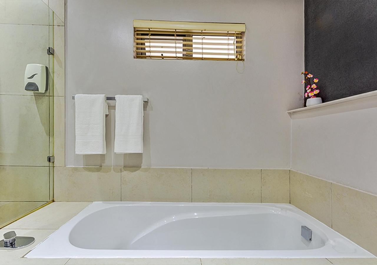 Sandton Luxury Căn hộ