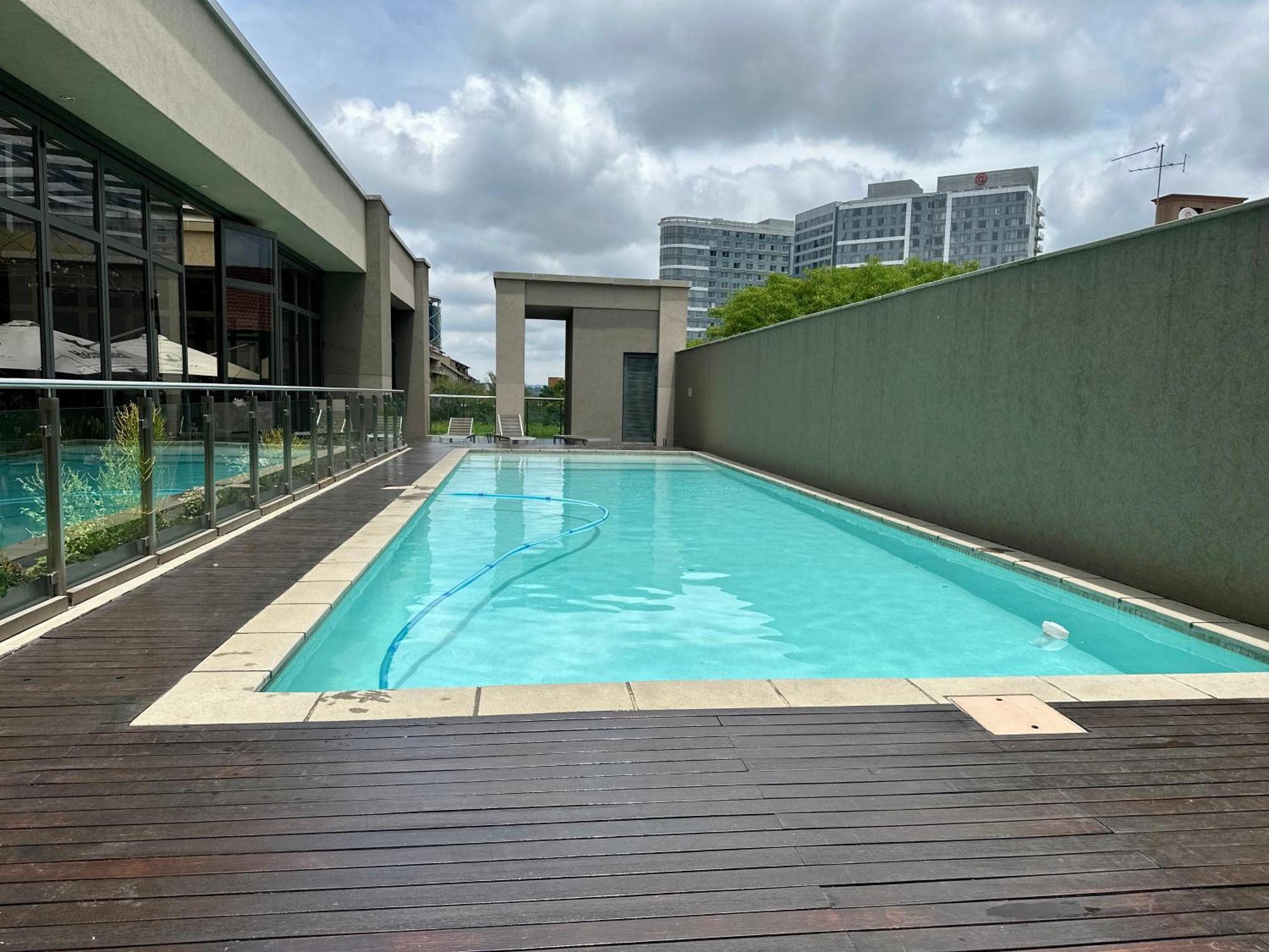 Apartamento Kmg At Sandton Skye Joanesburgo