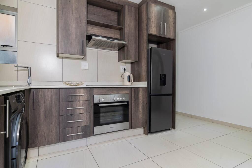 Apartment I St Tropez Sandton Luxury