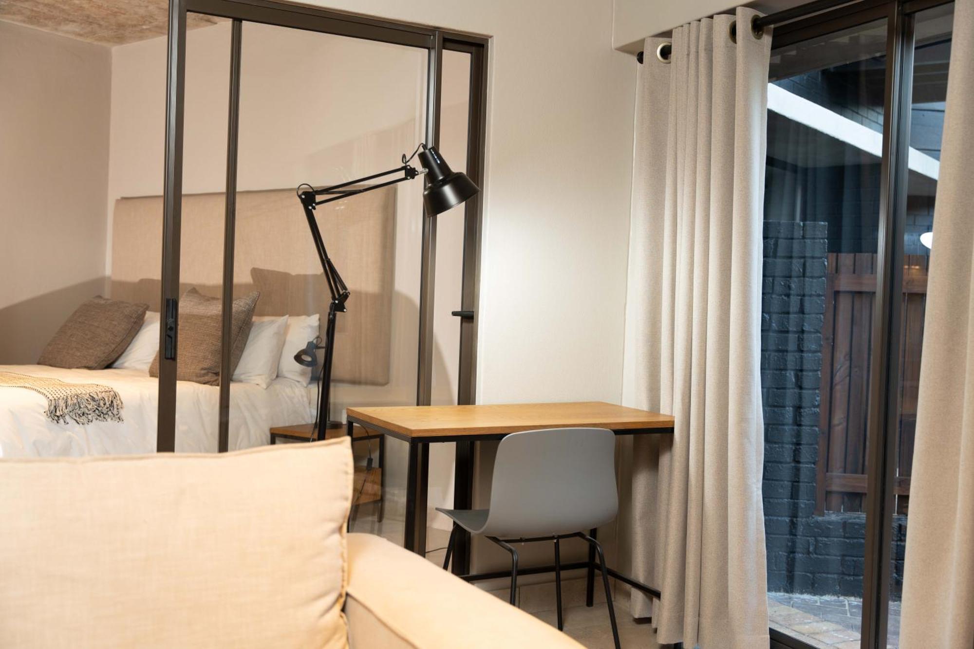 Blackbrick Bedfordview Hotel