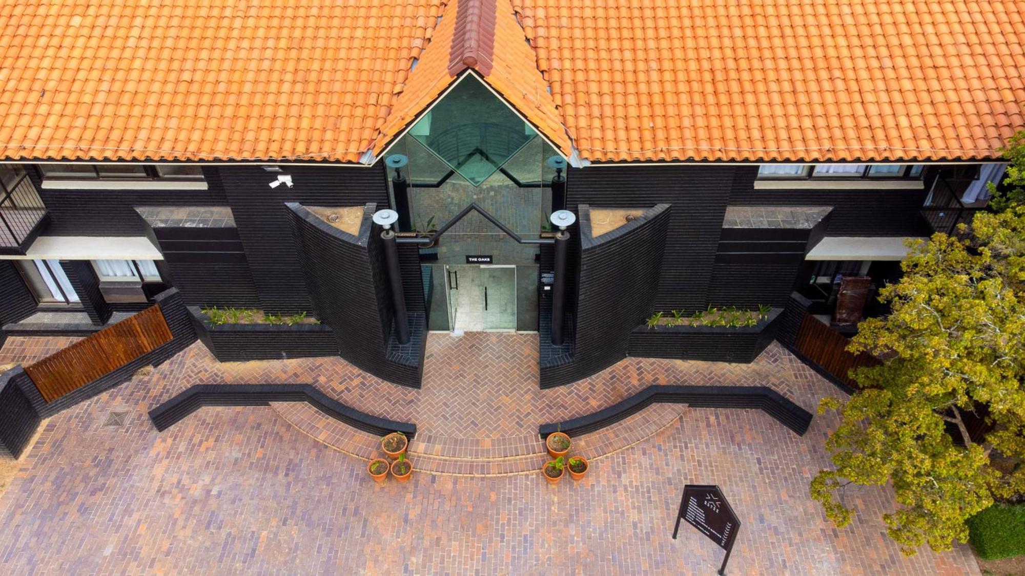 Blackbrick Bedfordview Hotel