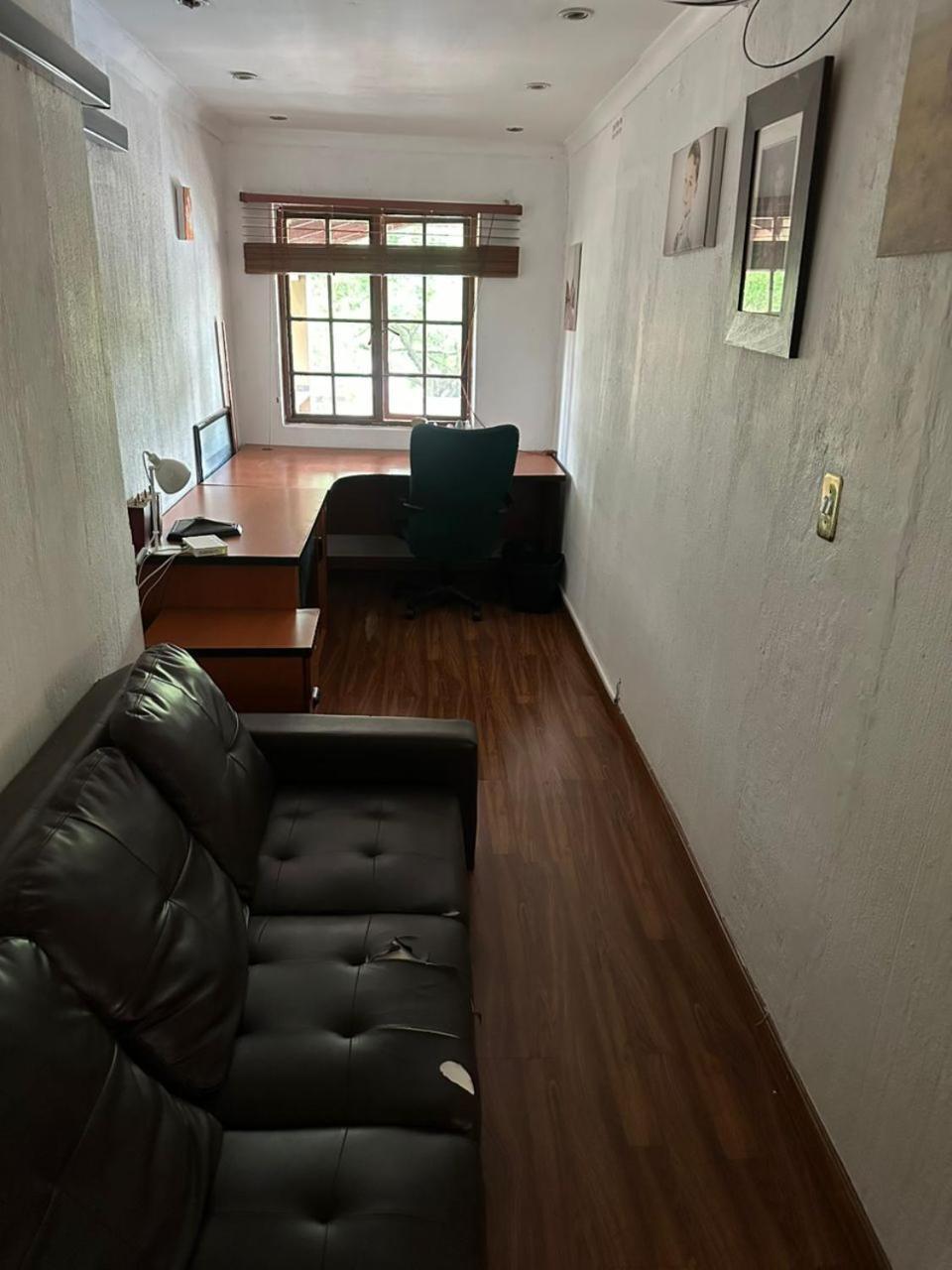 Homestay Paulshof Sandton - Hluhluwe Road Complex Johannesburg