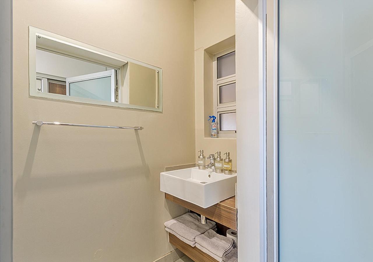 Spacious Unit 15 - Genisis On Fairmount Apartment