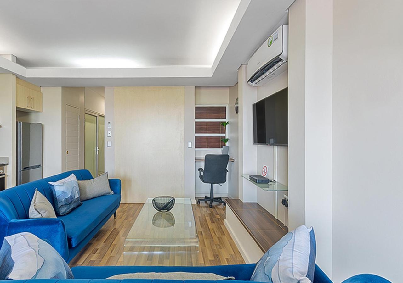 Spacious Unit 15 - Genisis On Fairmount Apartment