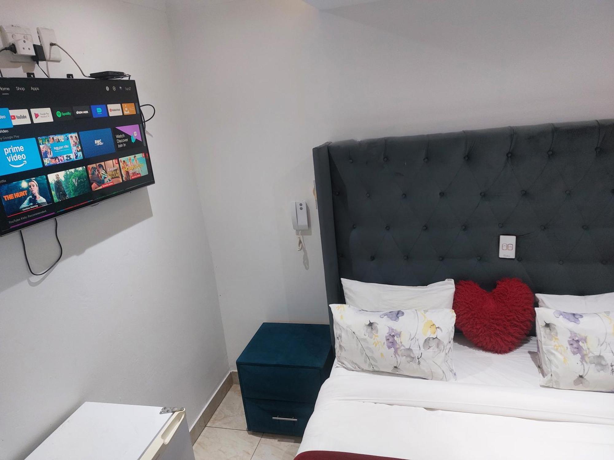 Gold Crown International Hotel 3*