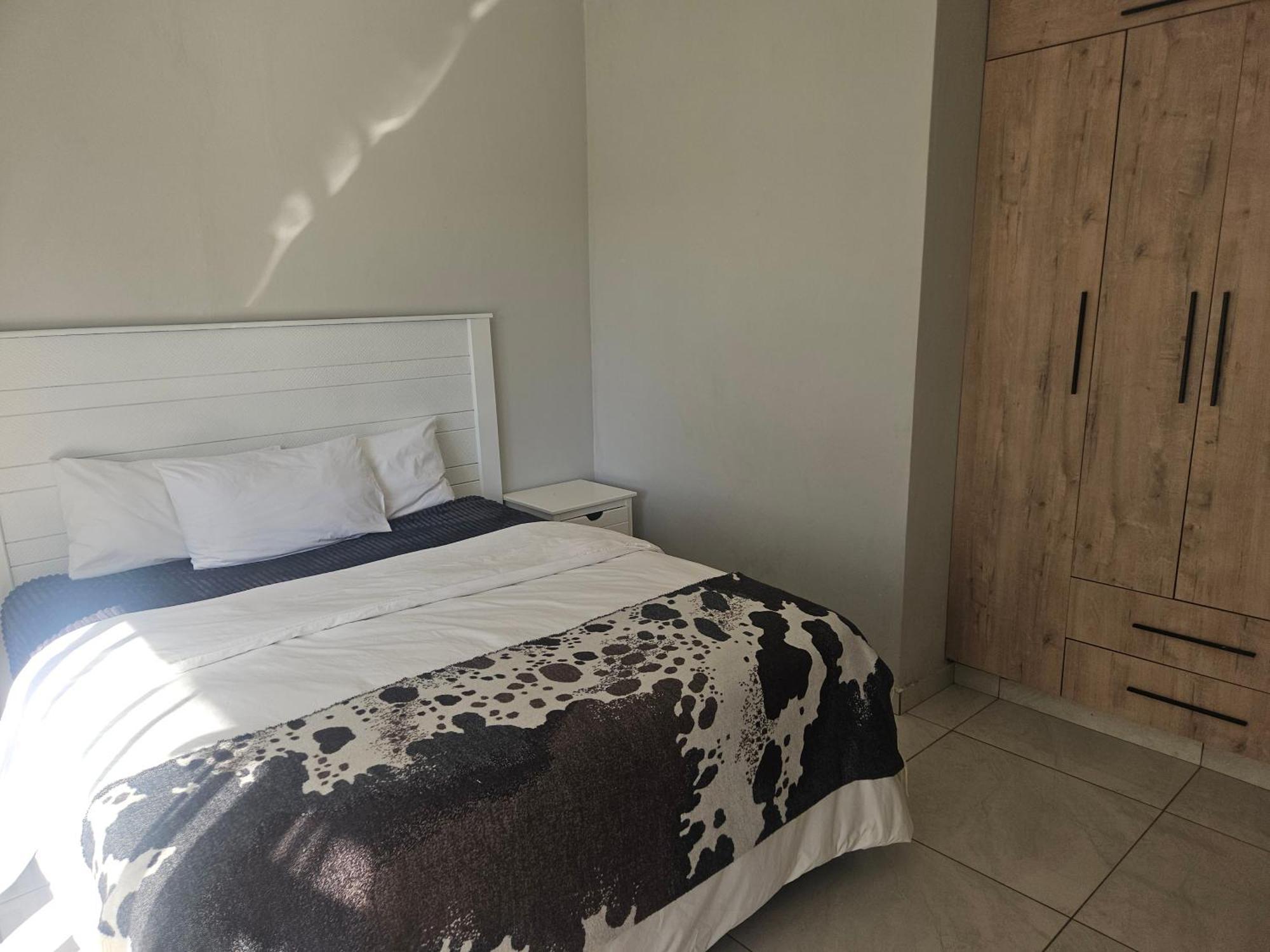 41 Fourth Road Guest house Johannesburg