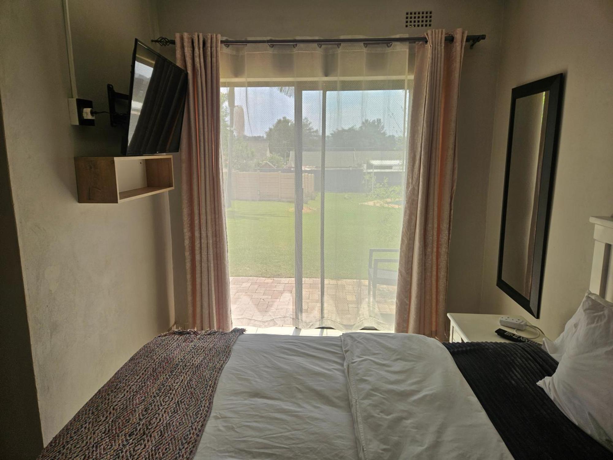 Guest house 41 Fourth Road Johannesburg