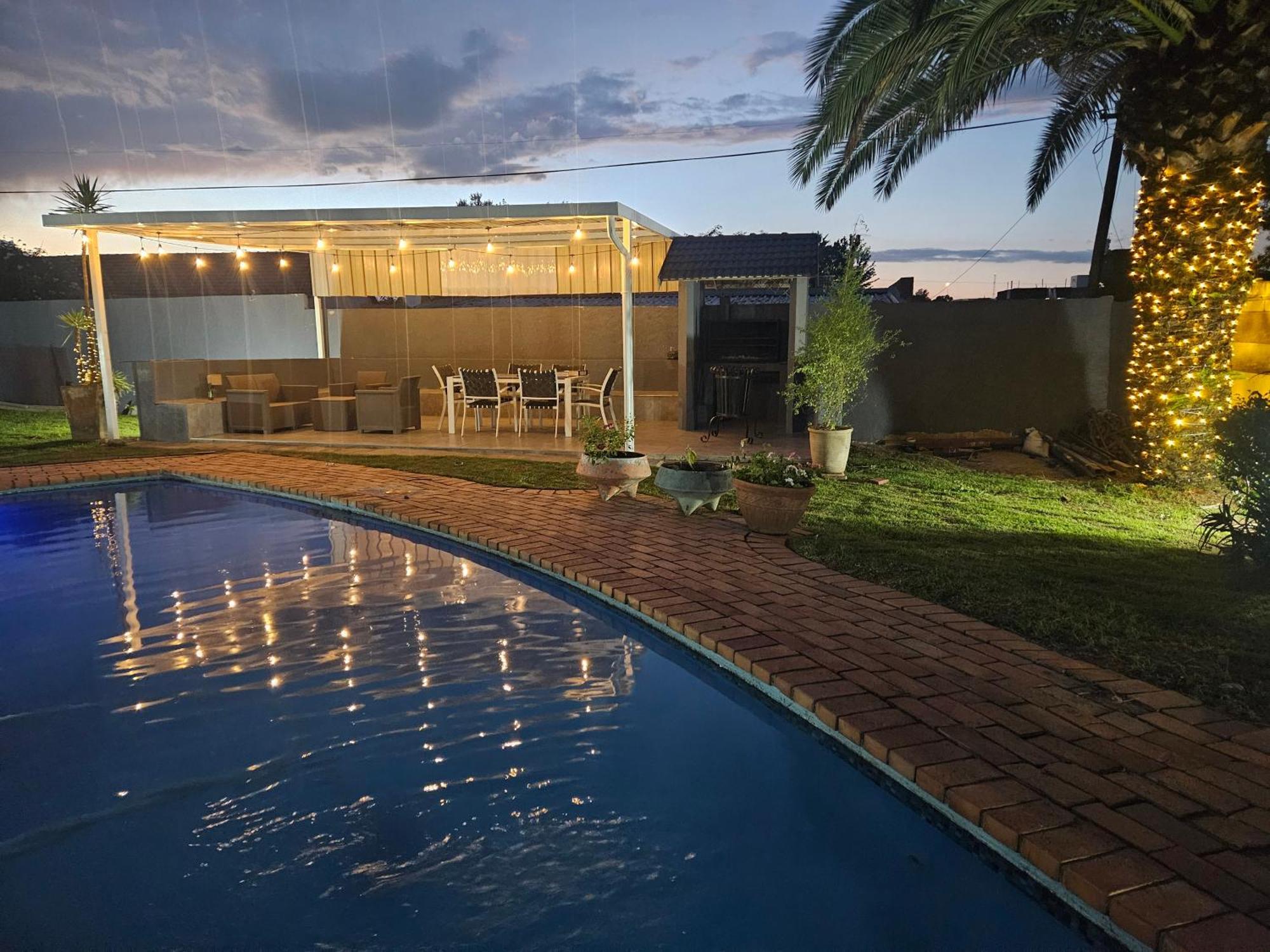 Guest house 41 Fourth Road *