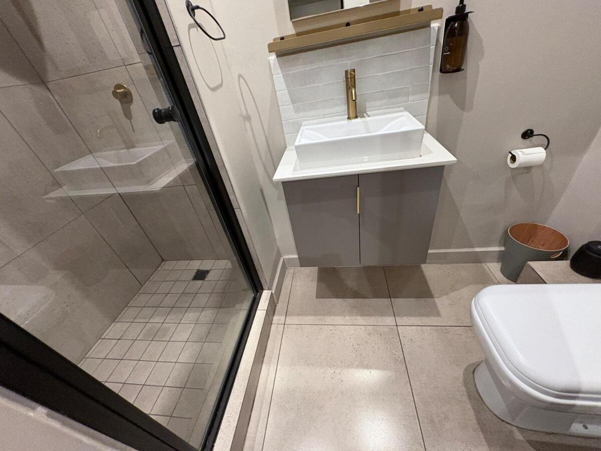 Apartment Cozy In Prime Location Johannesburg