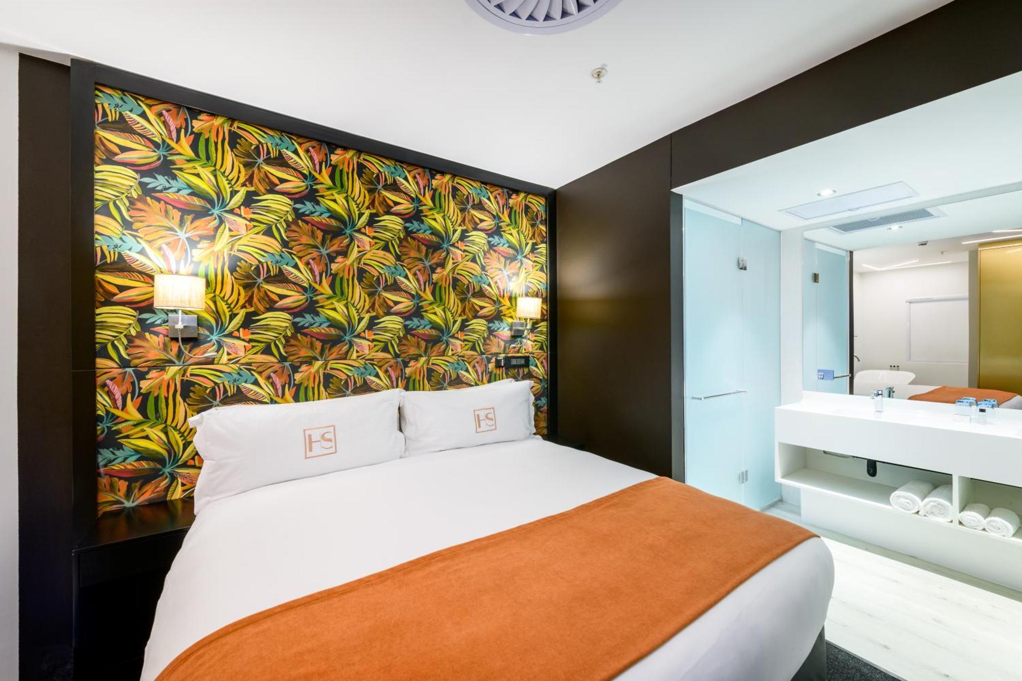 Sky Sandton 3*