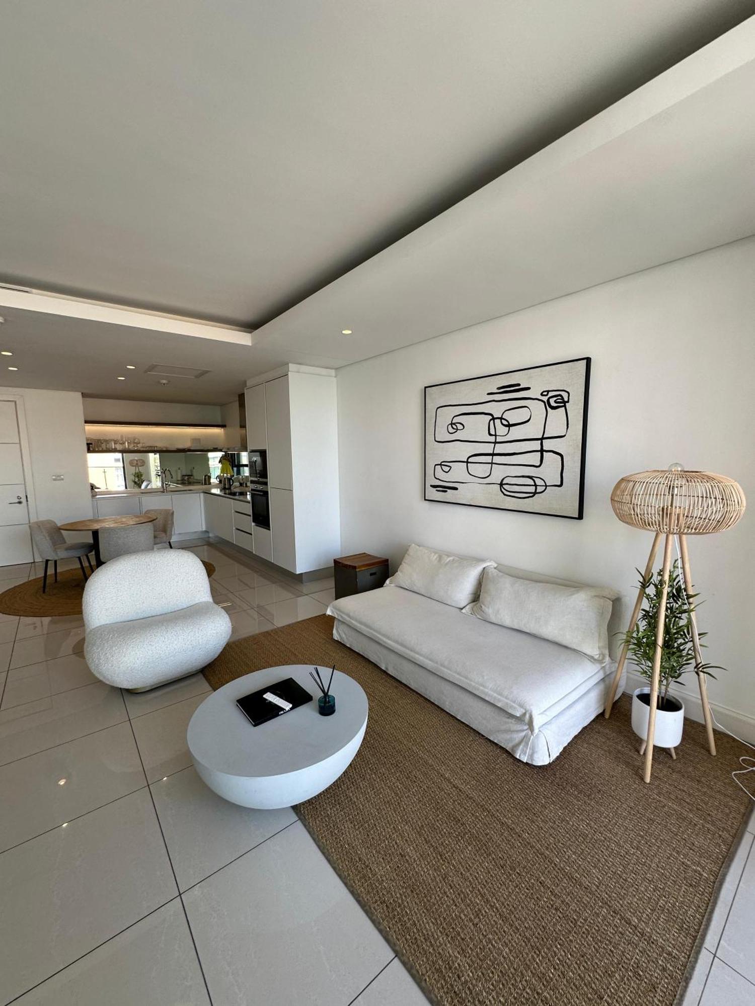The Houghton's - Modern Day Two-bedroom Apartment Johannesburg