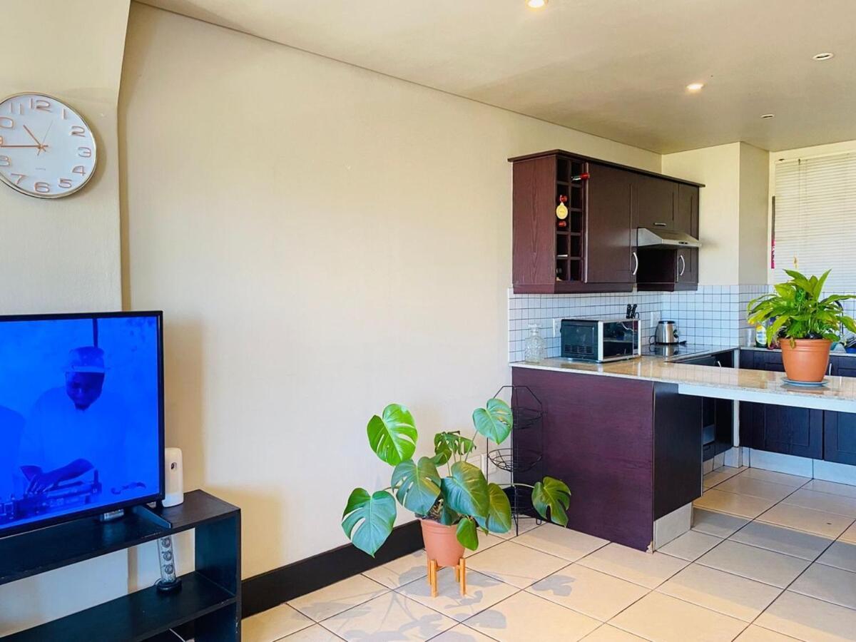 A Quiet Space In The Apartment Johannesburg