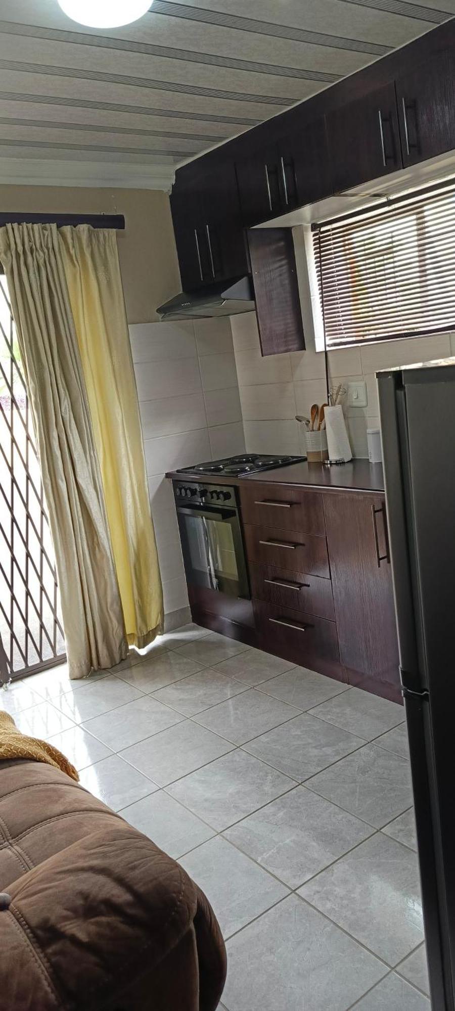 Veelux Self Catering Apartment-wifi-netflix *