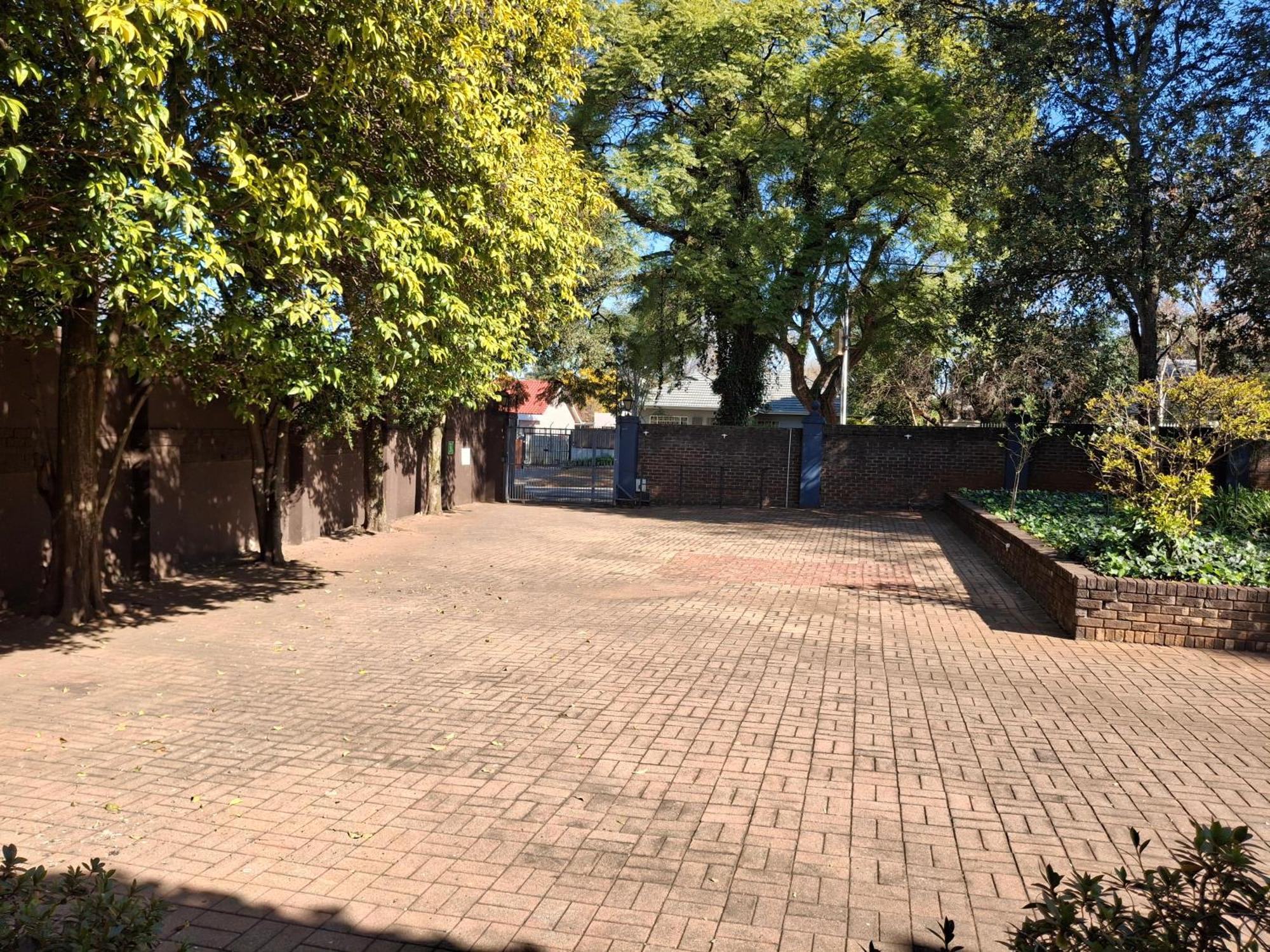 5th Avenue Gooseberry Guest house 4*