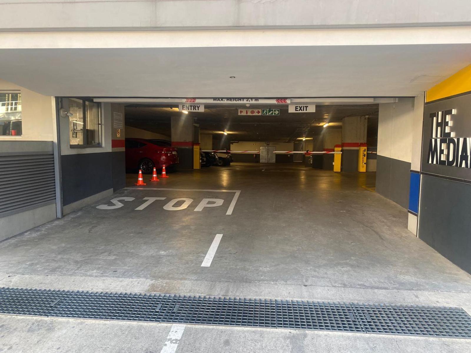 Easy - The Median Rosebank Apartment