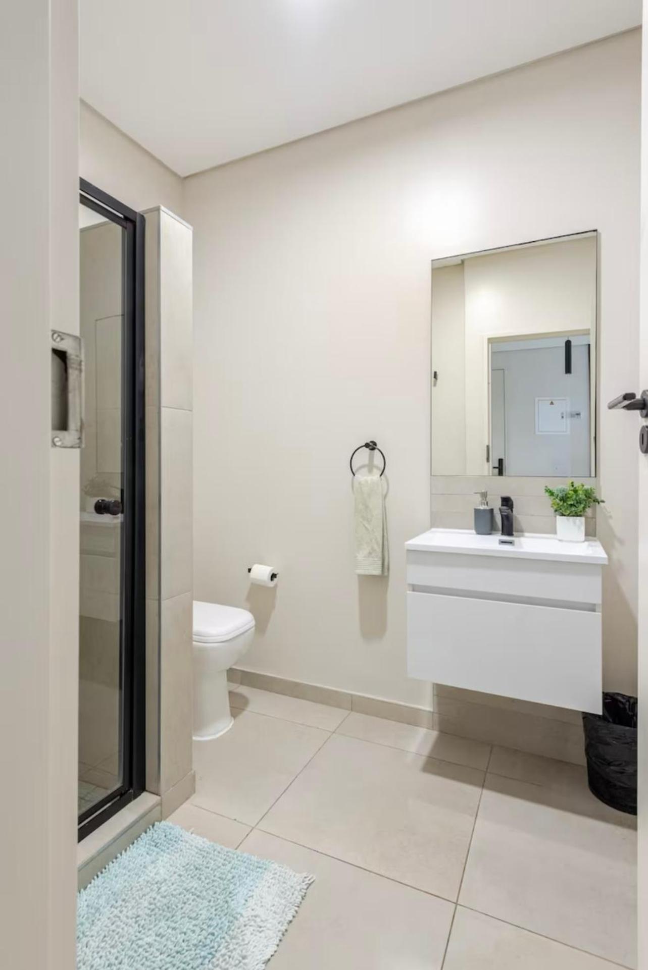 Feel Away From Apartment Johannesburg
