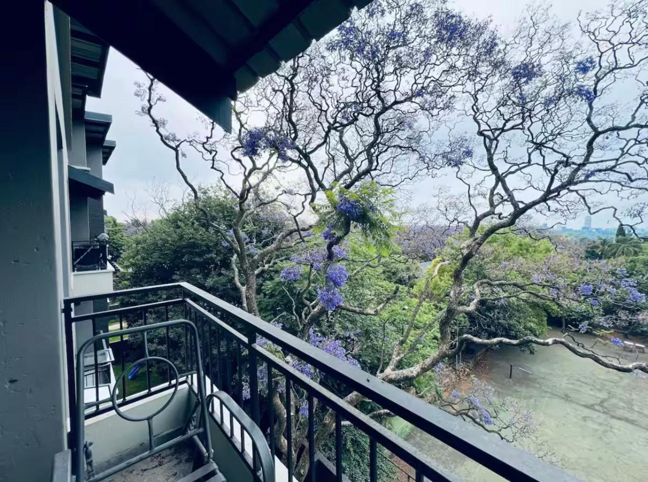 Apartment Feel Away From *