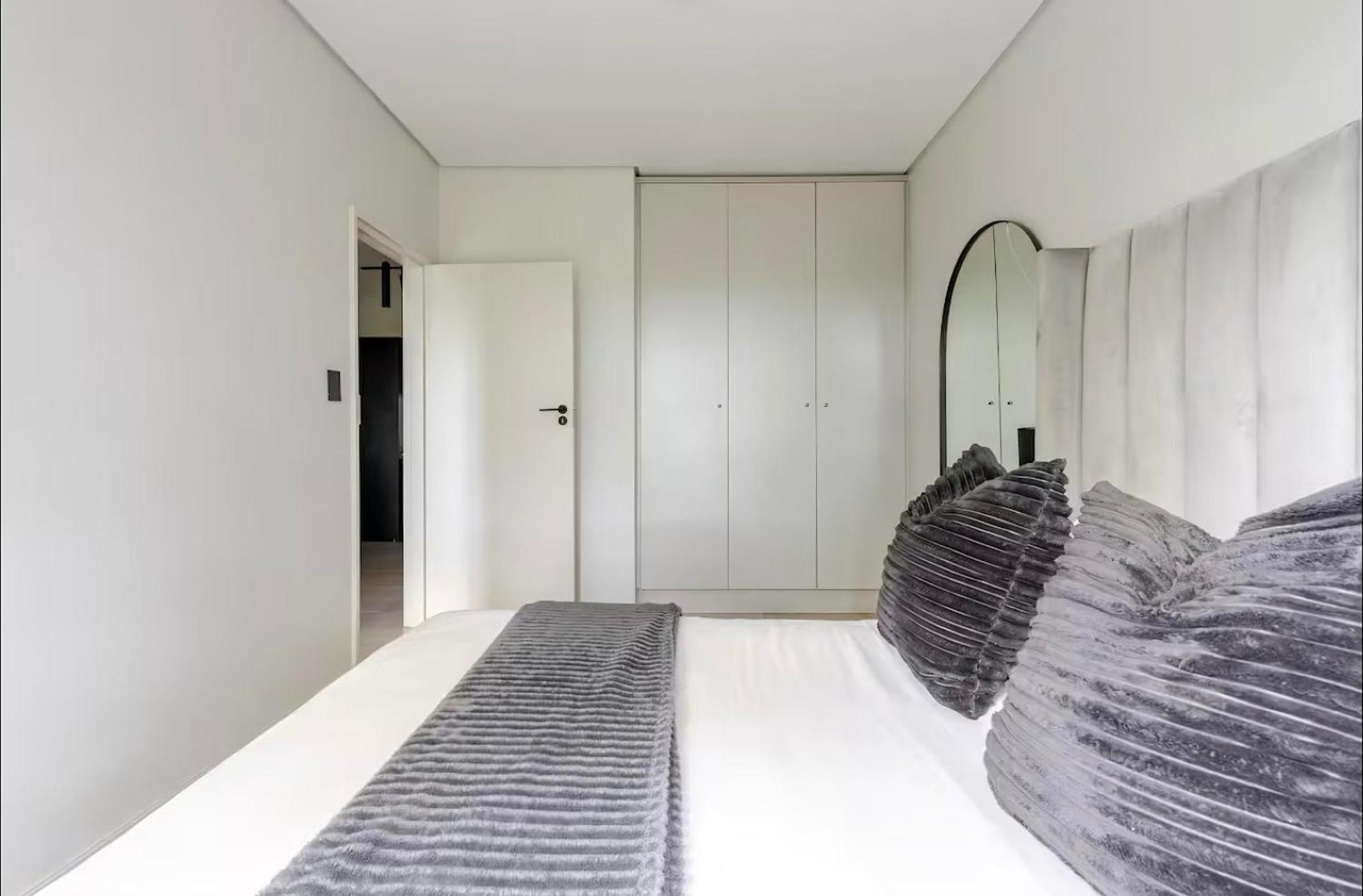Feel Away From Apartment Johannesburg