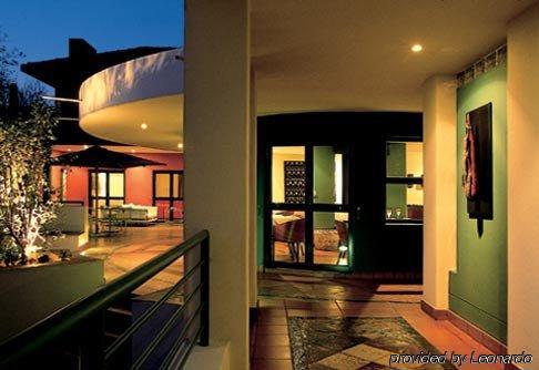 Khách sạn Bompas 5*