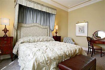 Hotel Monarch