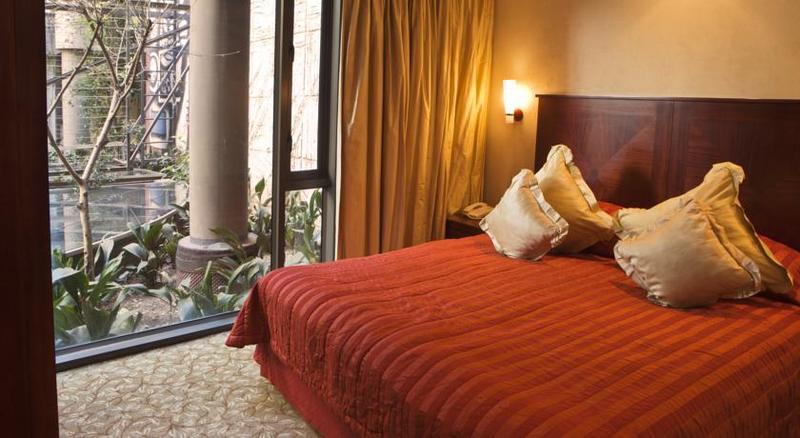 Bed & Breakfast The Raphael Penthouse