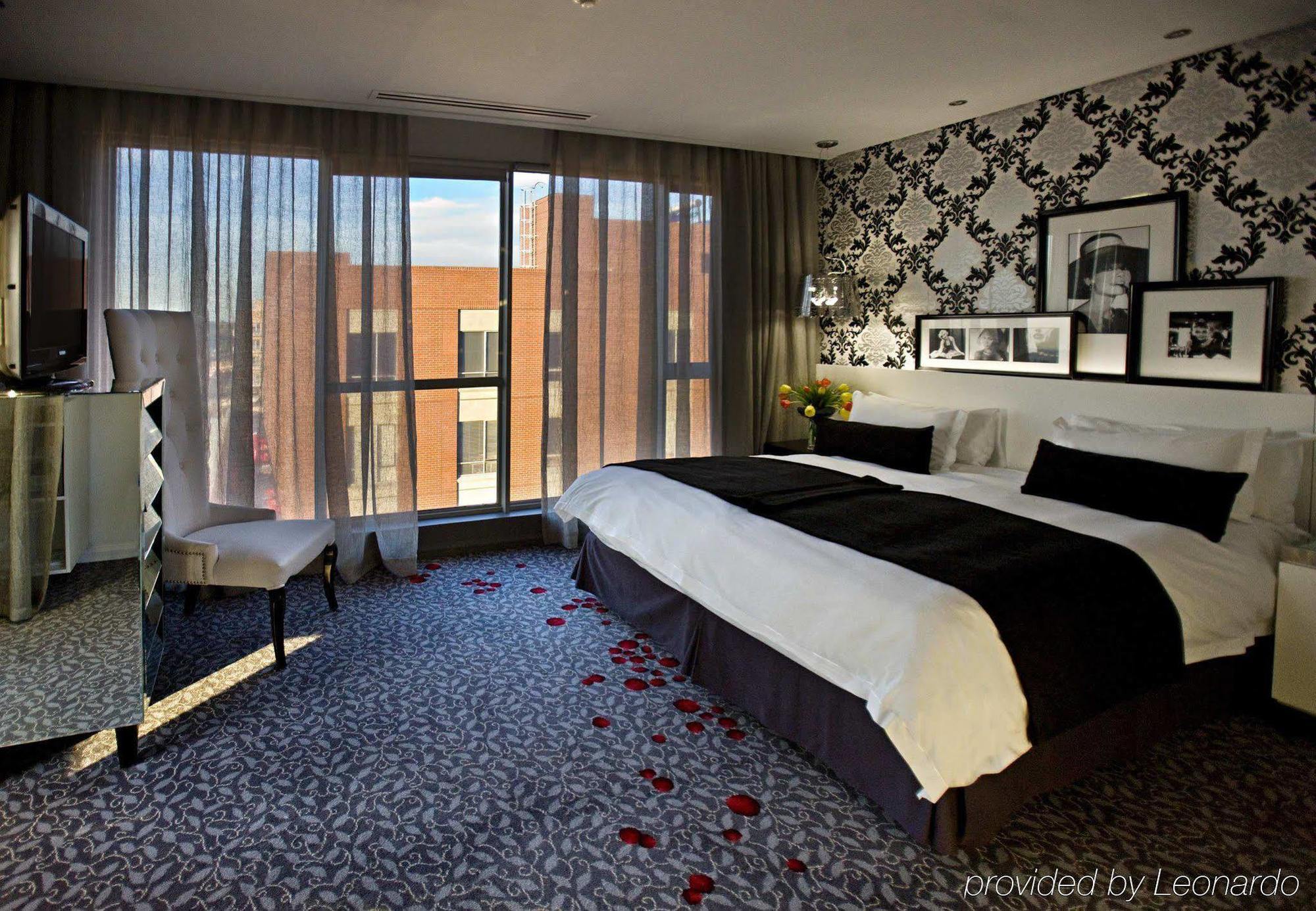 Protea Fire & Ice! By Marriott Melrose Arch