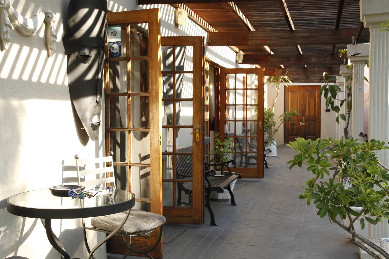 Thulani 3* Johannesburg