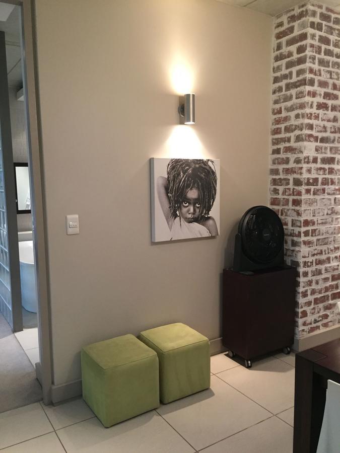 Old House Lane Apartment *