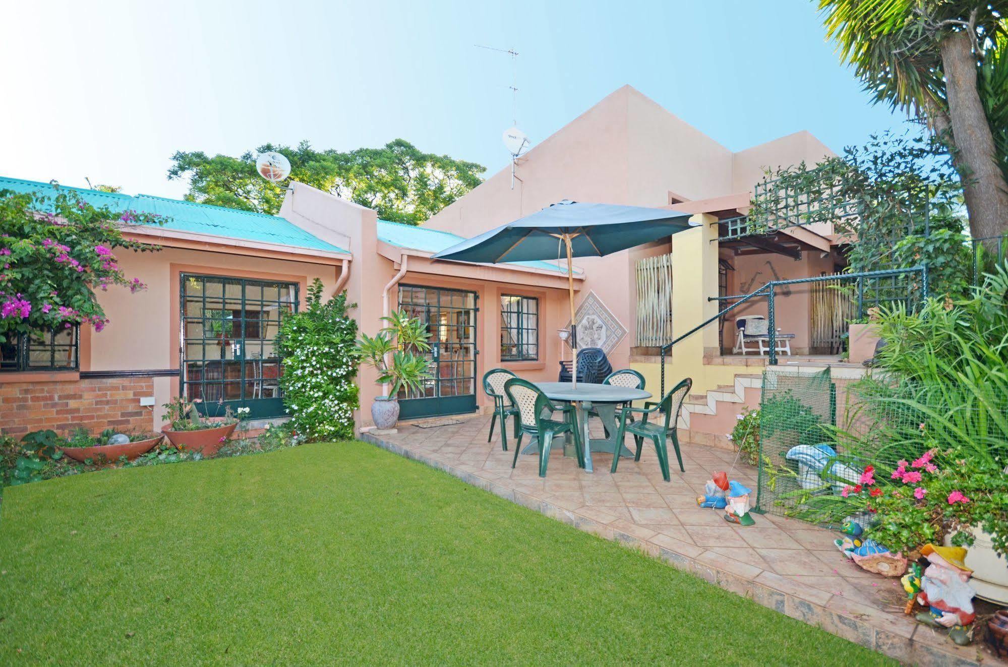 Cherry Tree Linden Bed & Breakfast 3*