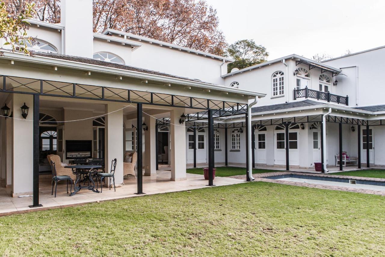 Treetops Retreat Hyde Park Guest house *