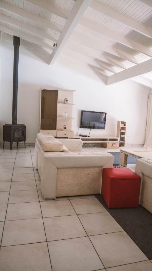 Bed & Breakfast Noraclox River Club