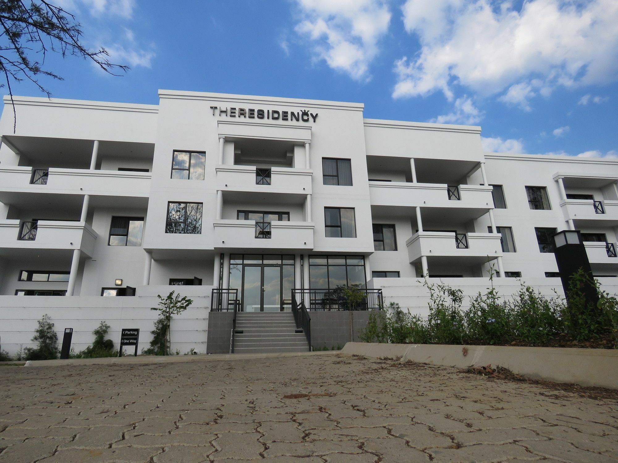 The Residency Sandhurst 3*