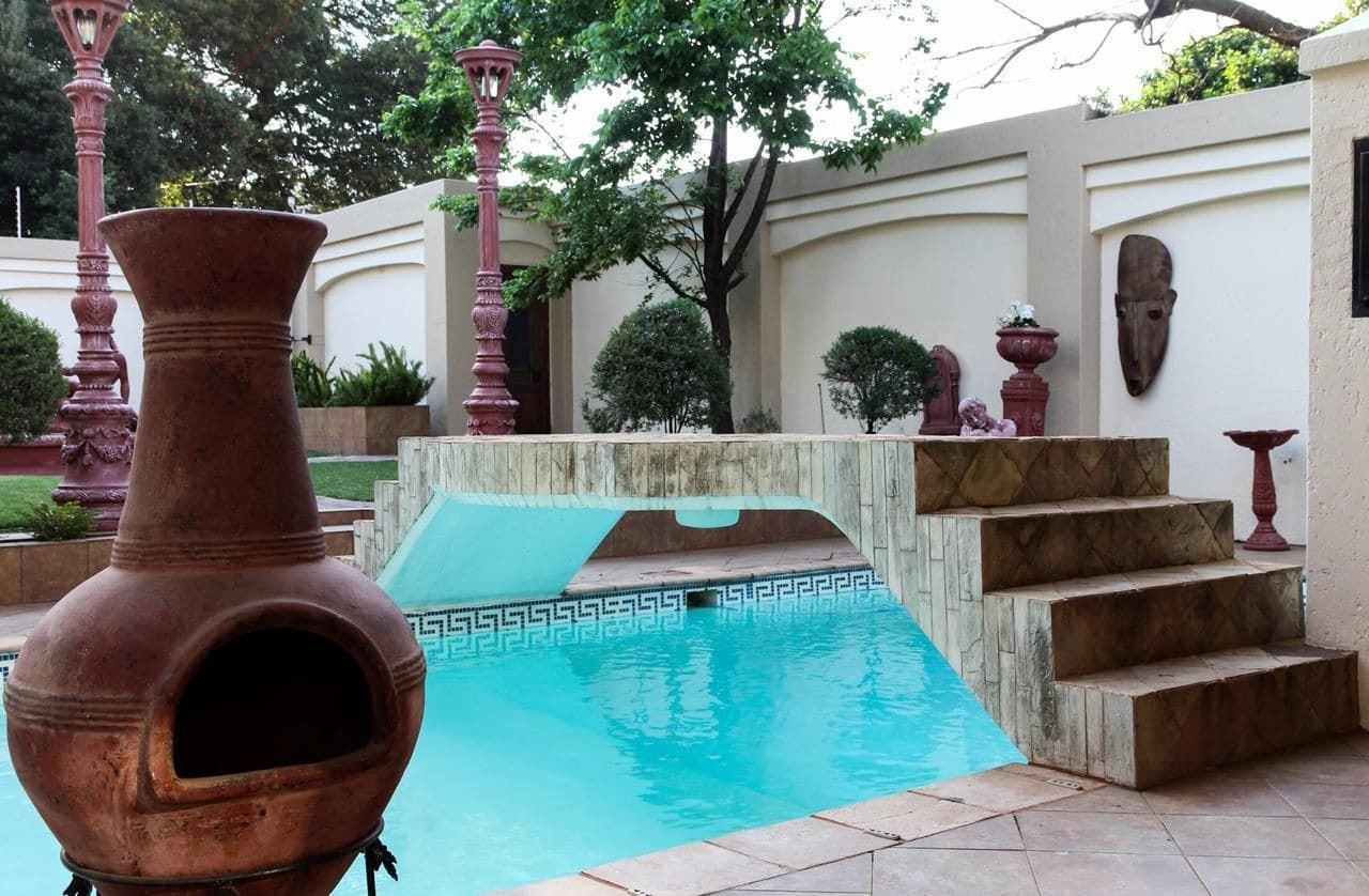 Nhà khách J's Johannesburg