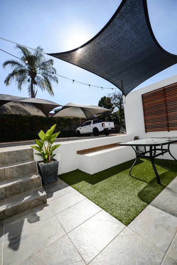 Guest house The Royal Bryanston Johannesburg
