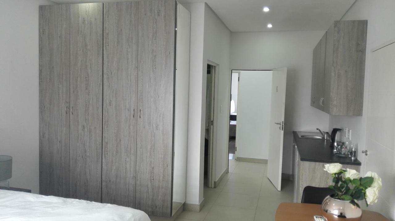 Y & O Kosher Apartment