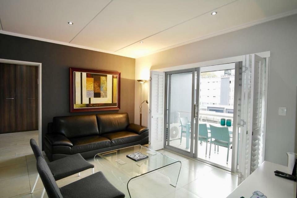 Apartment 128 Patricia Road, Sandown Extention3