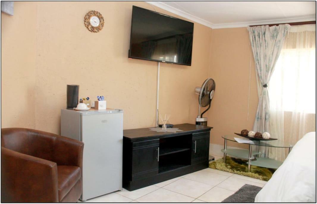 Guest house Peace & Lovely