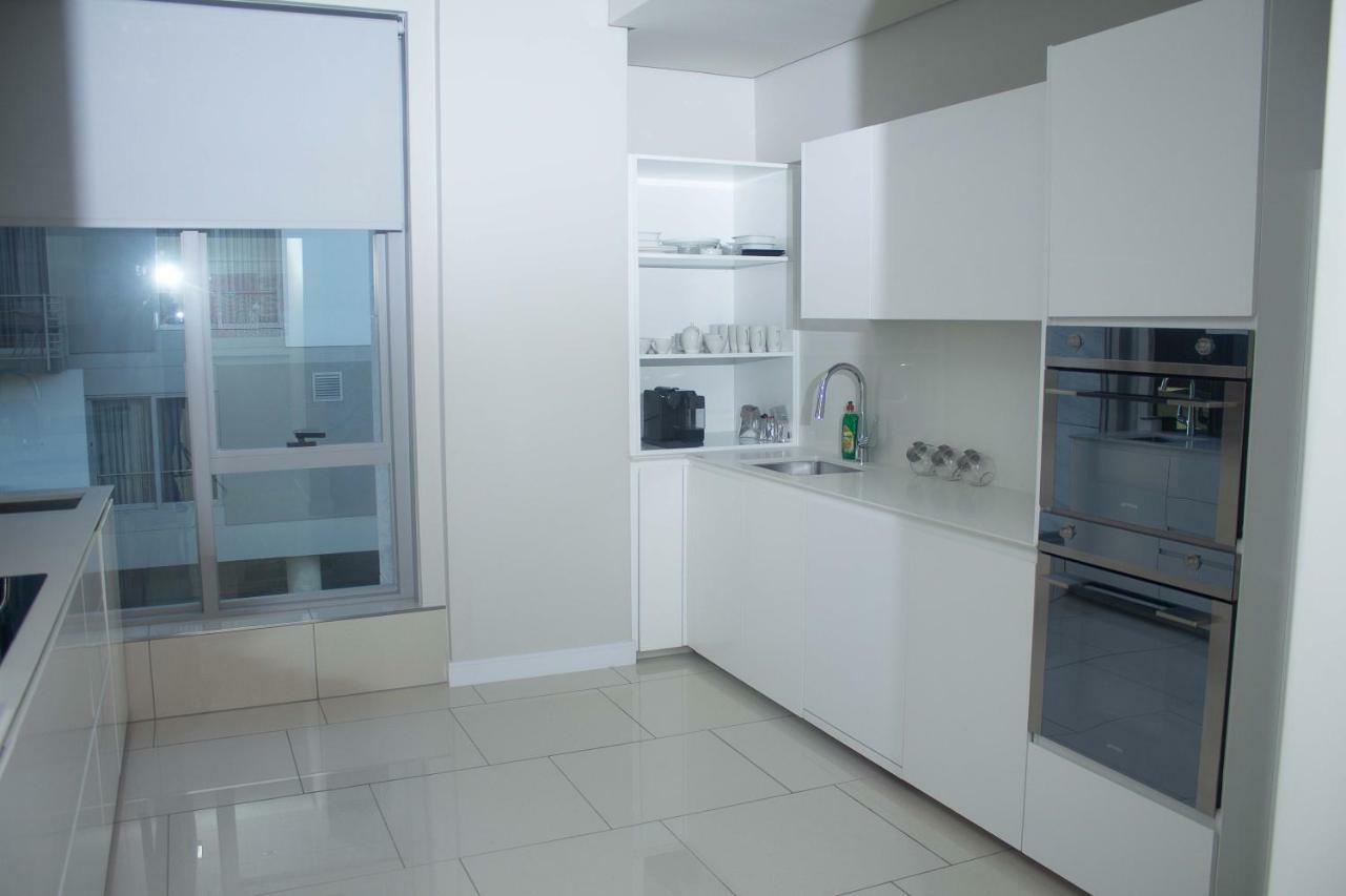 Embassy Towers Apartment *