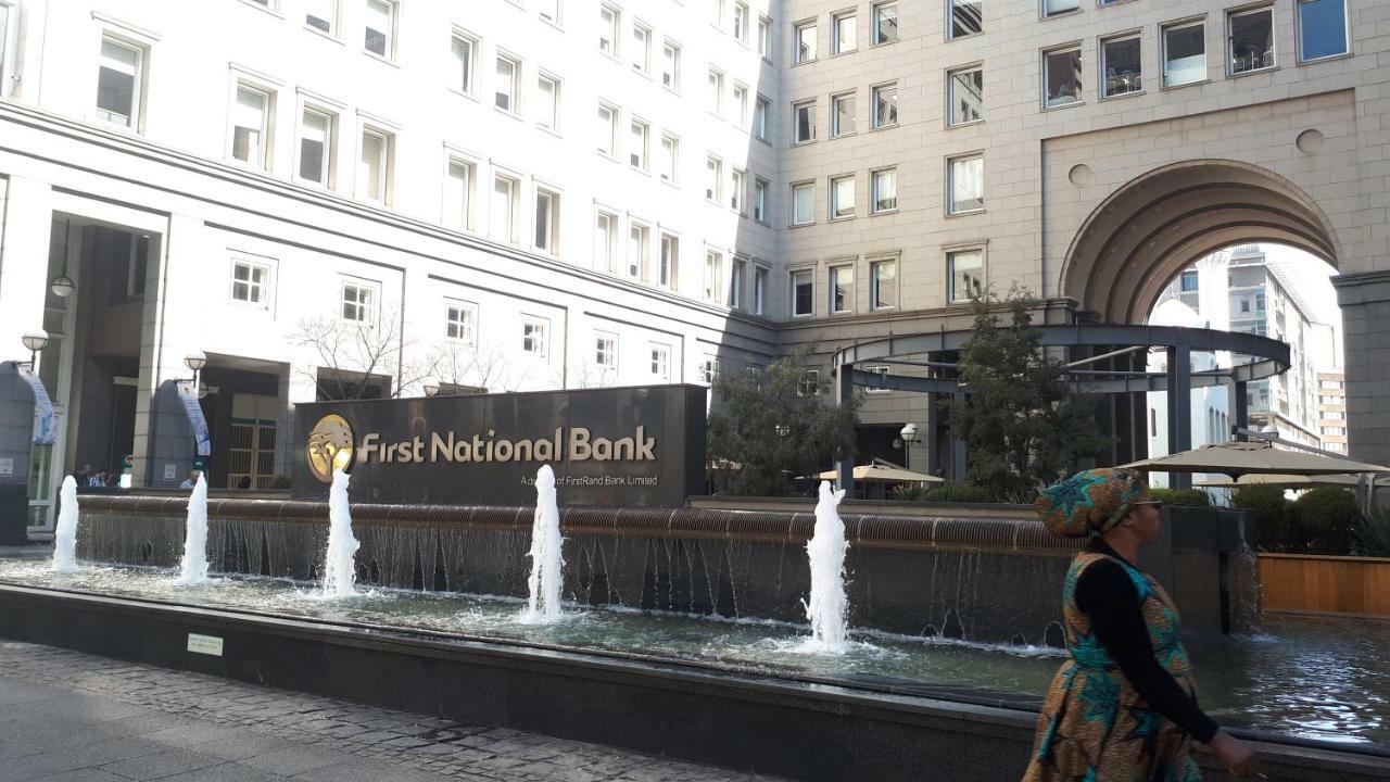 4 On Pritchard Luxury Aparthotel Johannesburg