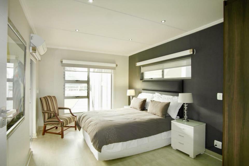 128 Patricia Road, Sandown Extention3 * Johannesburg
