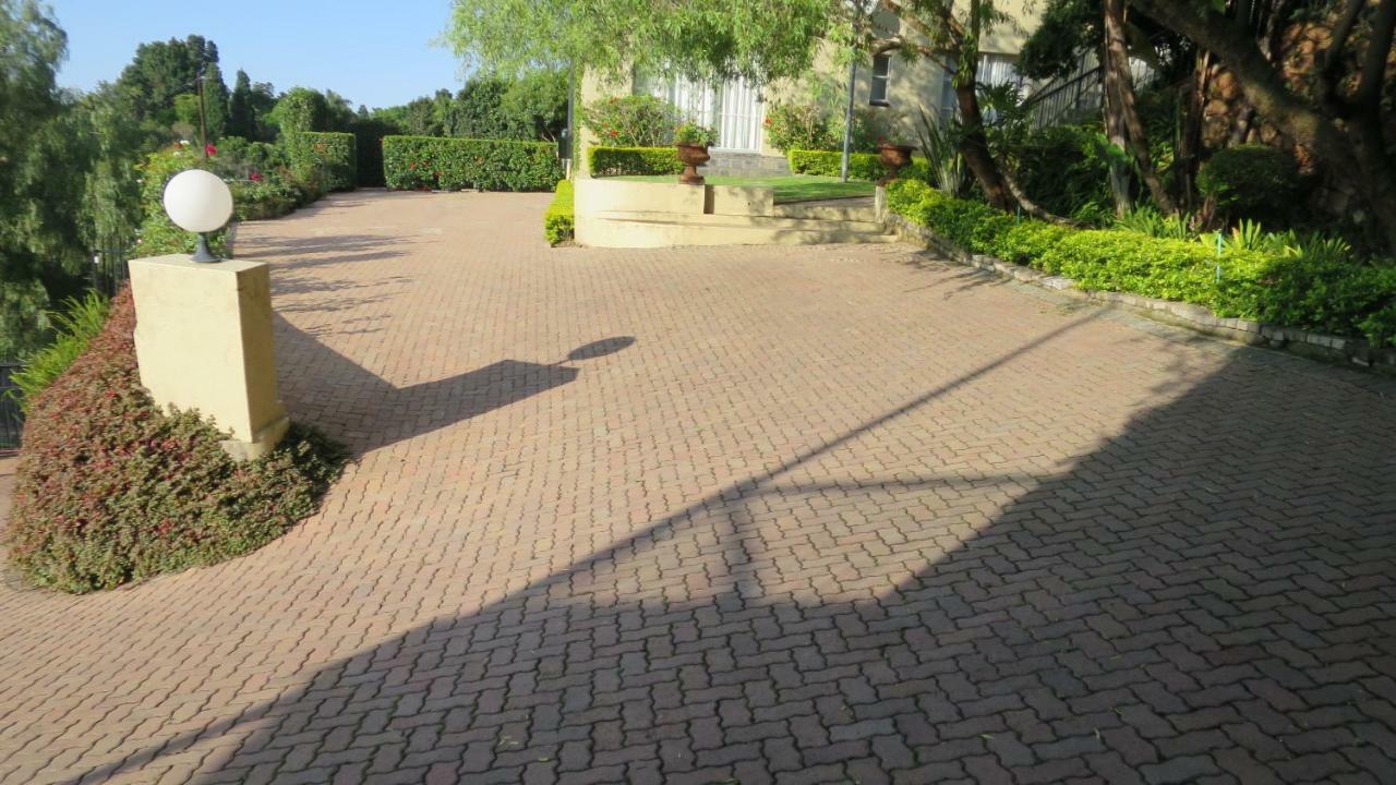 The Northcliff Villa *