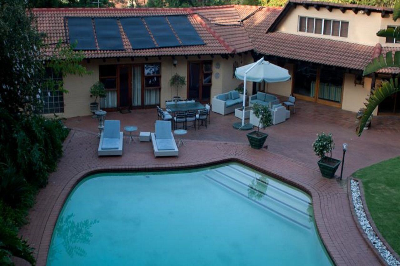 Little Tuscany Boutique Hotel 4*