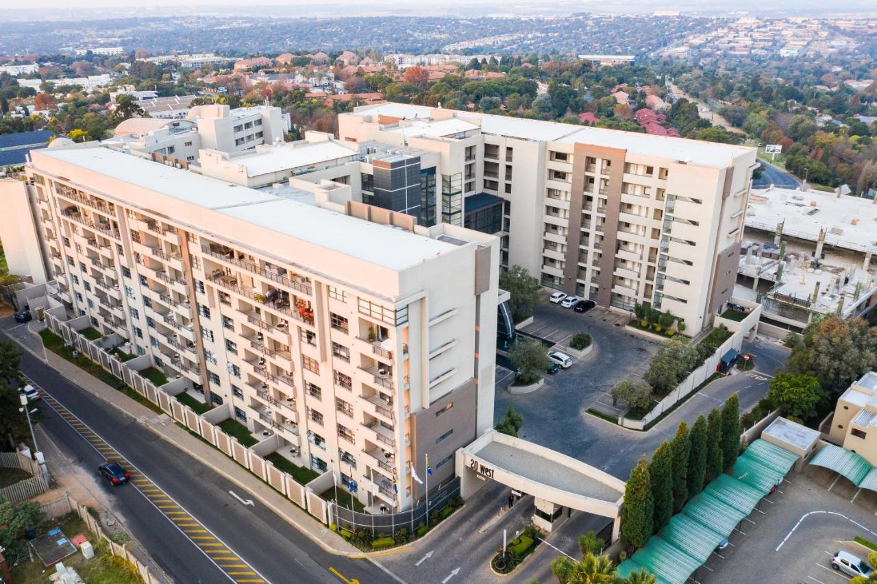 The Capital 20 West Apartamento