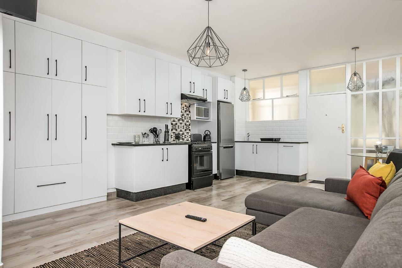 Apartment 116 Illovo Mews Johannesburg