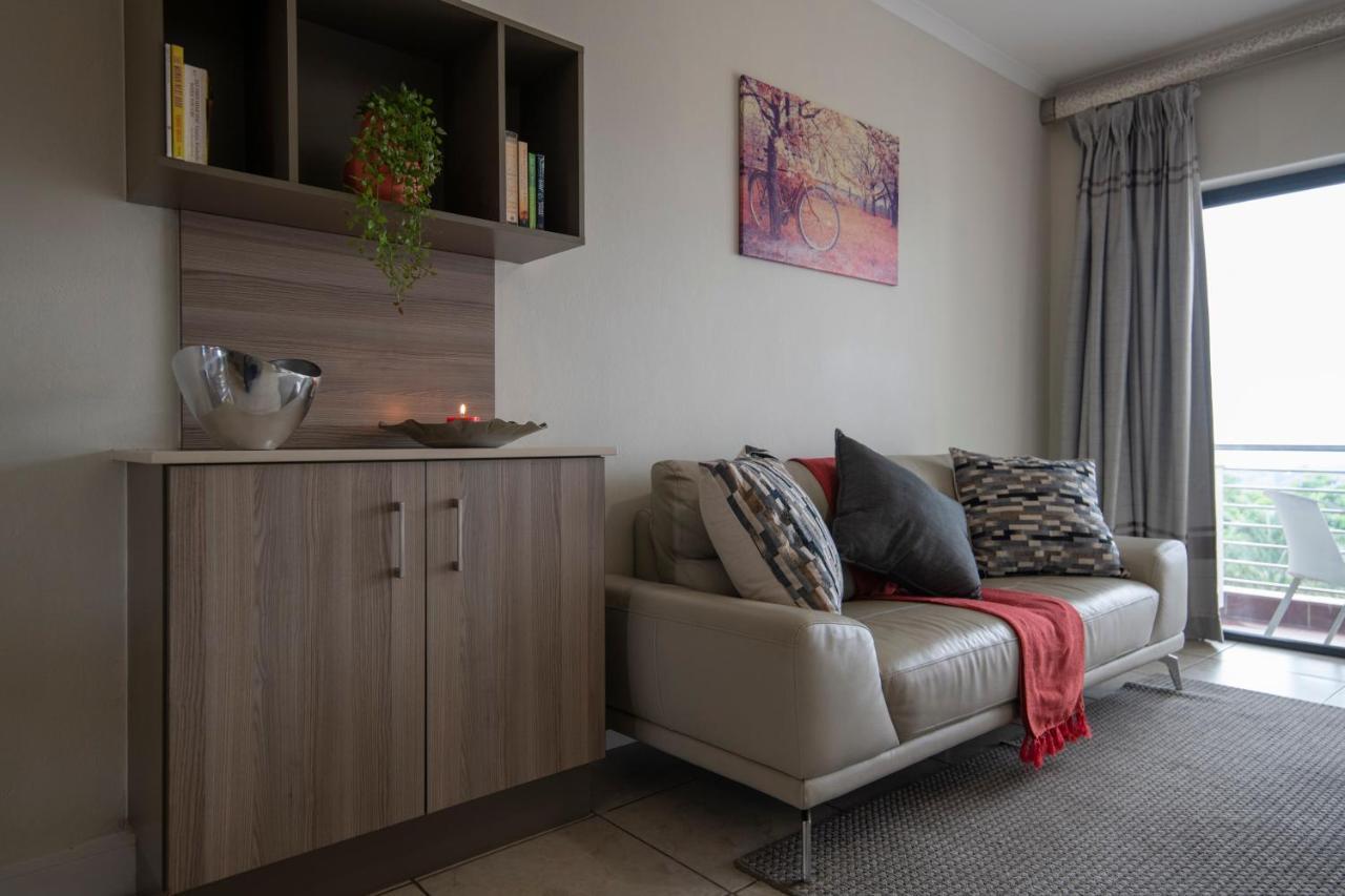 Zwelakho Furnished The Cube