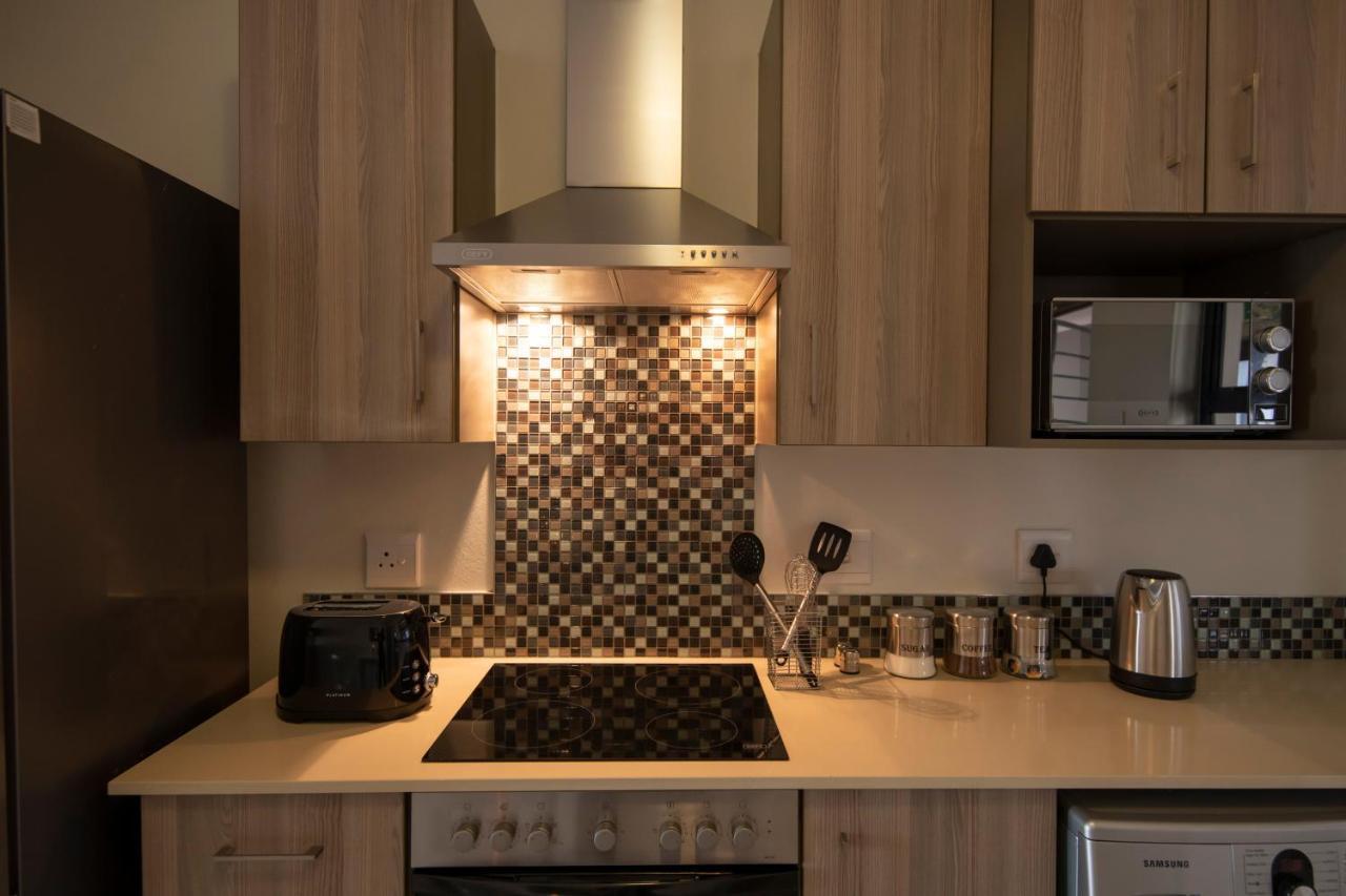Zwelakho Furnished The Cube Apartment Johannesburg